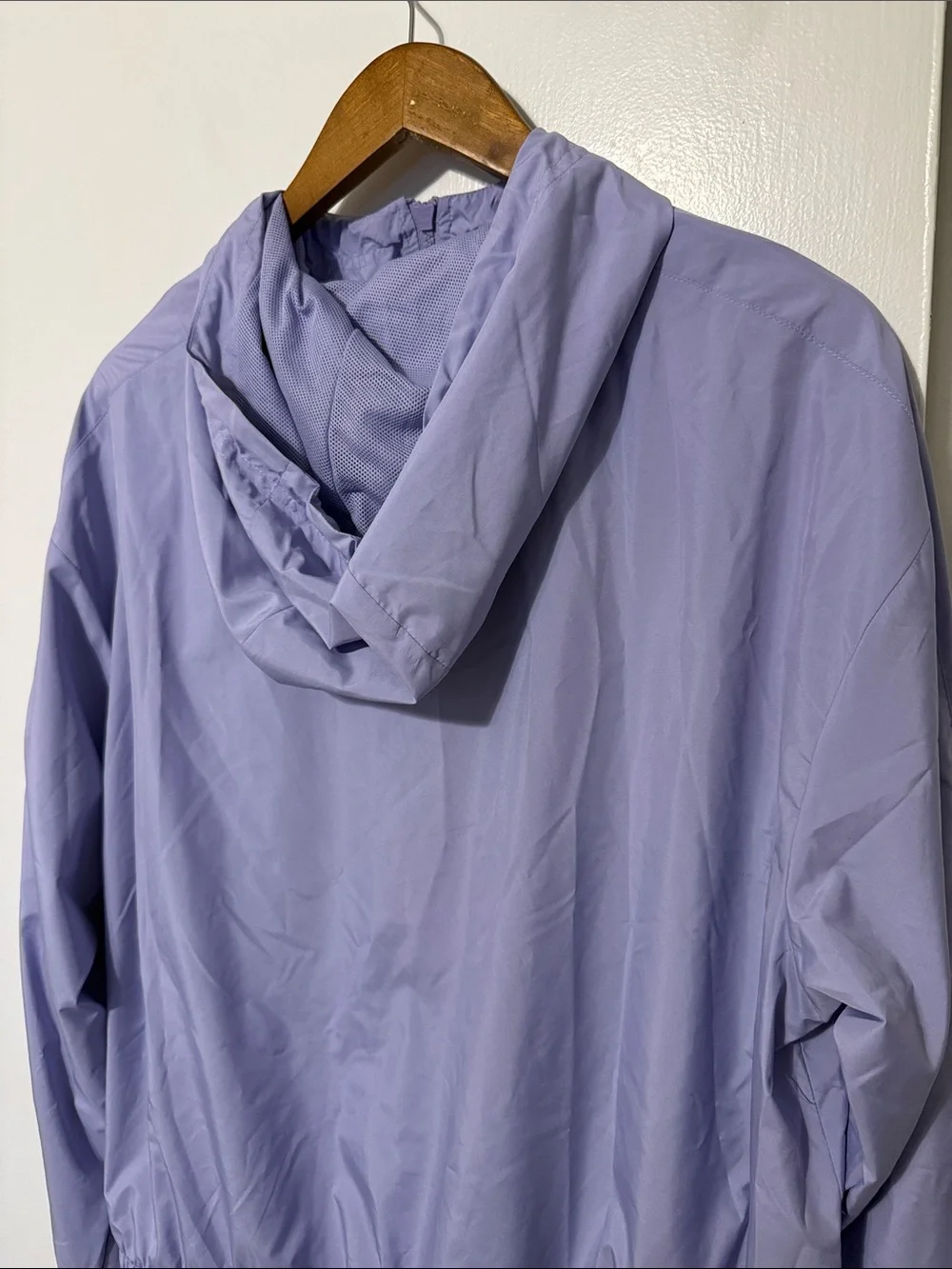 NWT Nike Women Loose UV Hooded Jacket Pockets Lilac Purple L Lightweight Summer